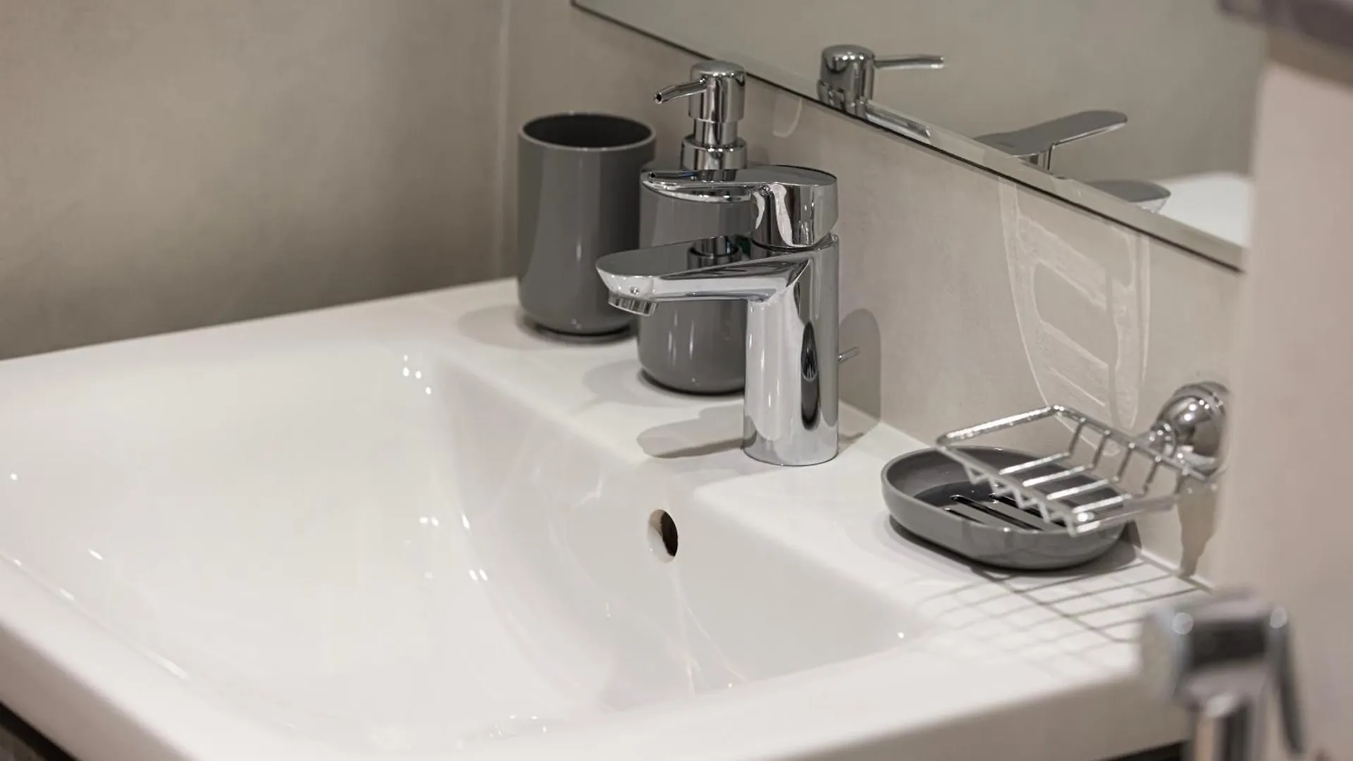 アパート Modern 1Br In Avanti With Pool & Gym ドバイ