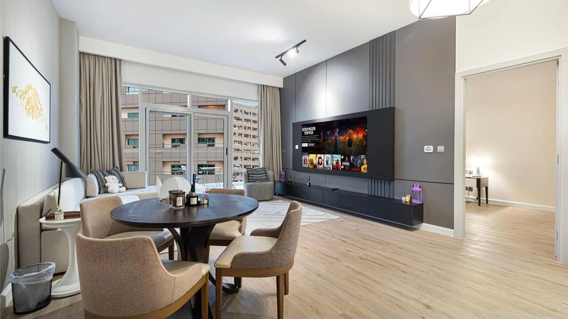 Modern 1Br In Avanti With Pool & Gym ドバイ アパート