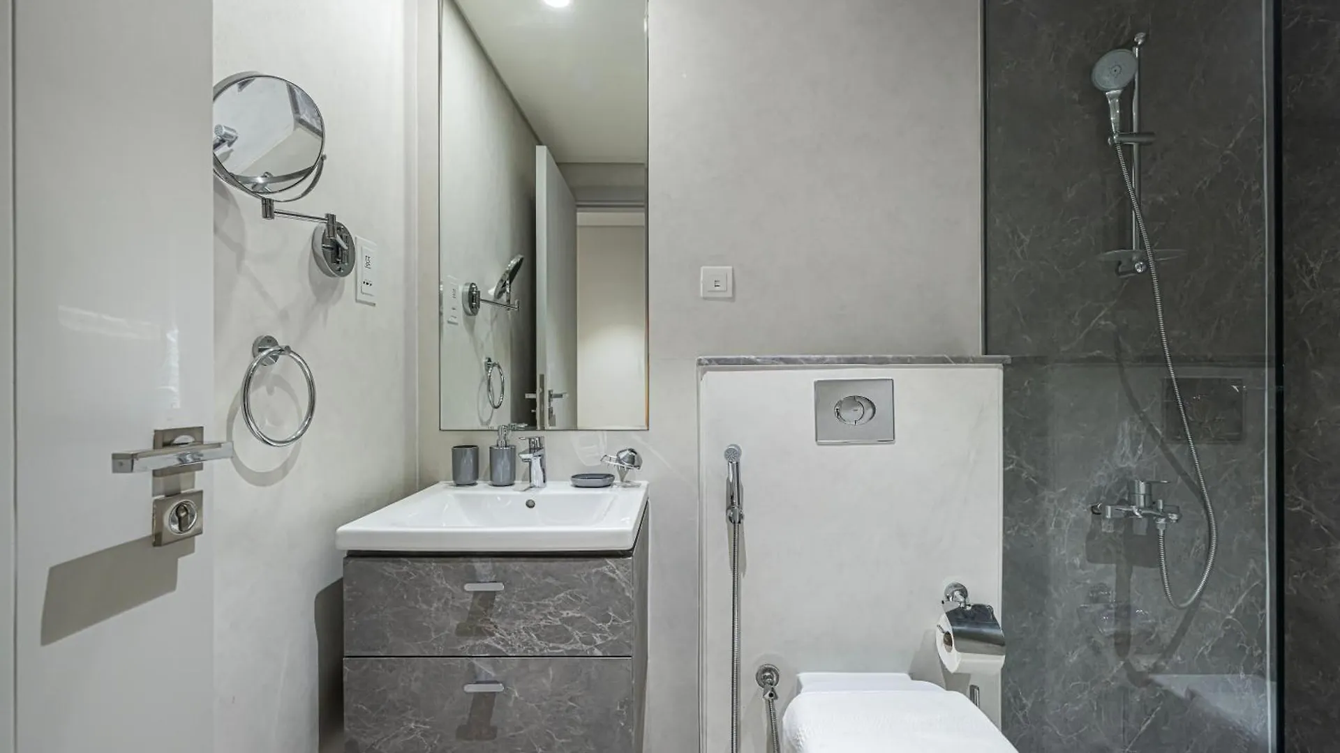Modern 1Br In Avanti With Pool & Gym ドバイ アパート