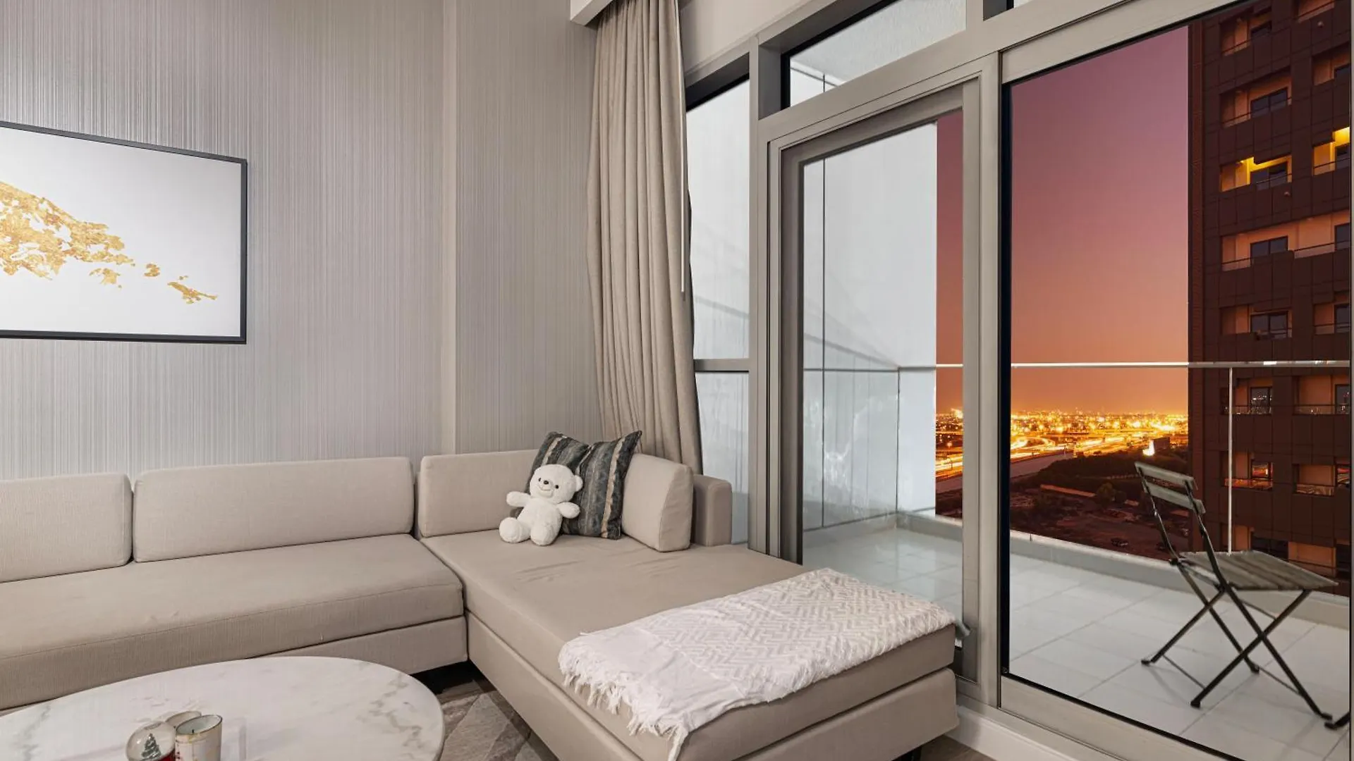 Modern 1Br In Avanti With Pool & Gym ドバイ