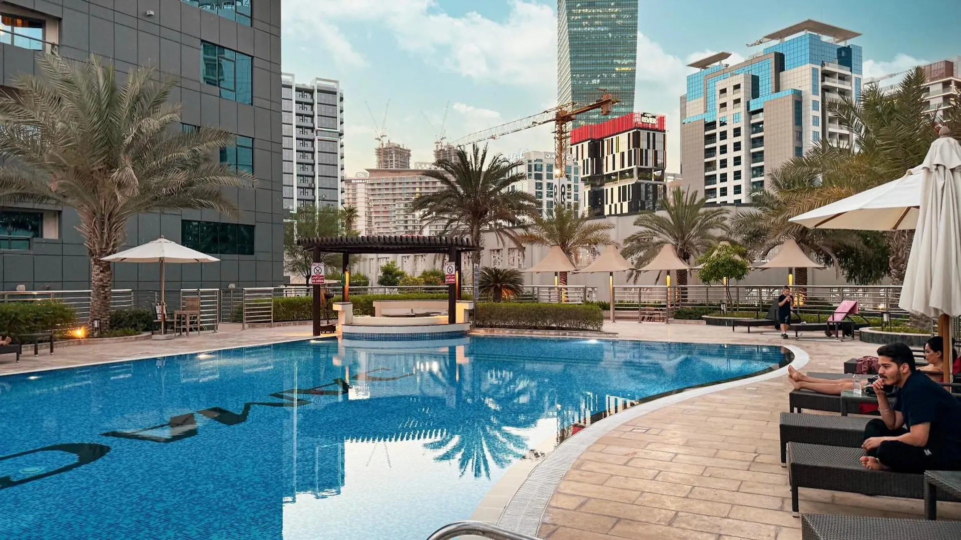 Modern 1Br In Avanti With Pool & Gym 迪拜 公寓