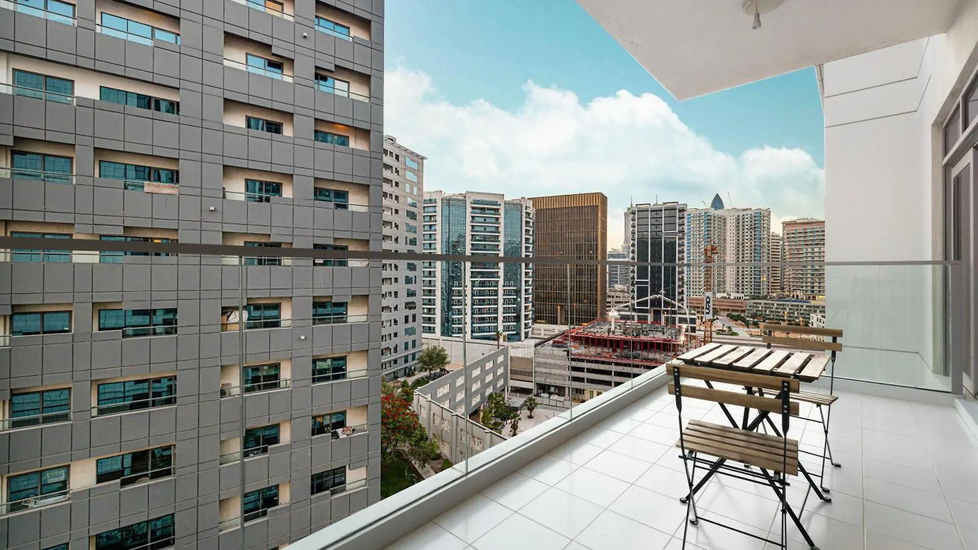 Modern 1Br In Avanti With Pool & Gym 迪拜 公寓